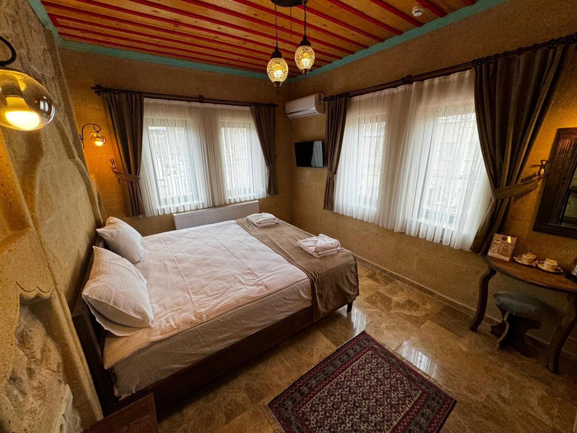 Rustic Caves Hotel
