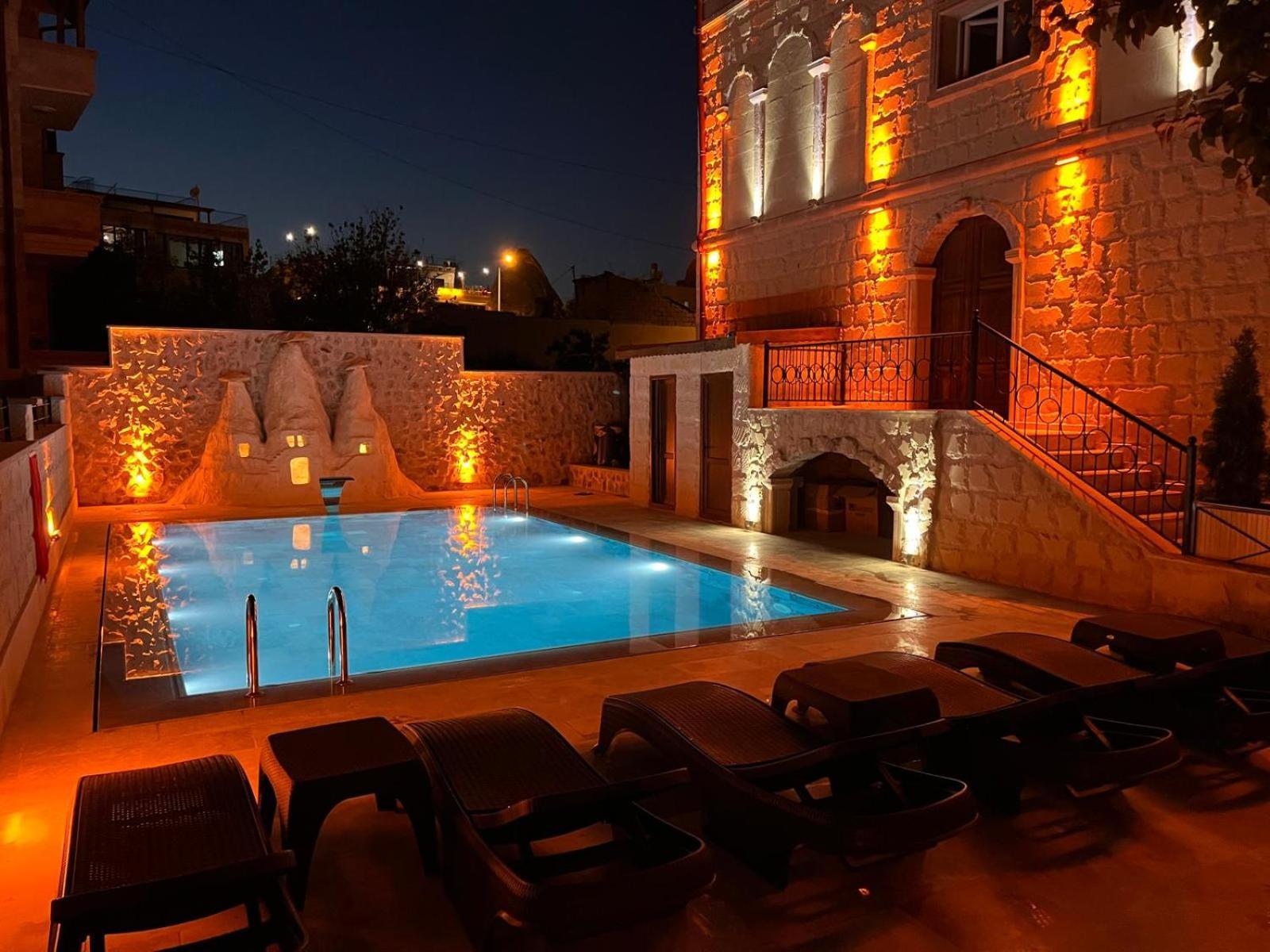 Hotel Rustic Caves